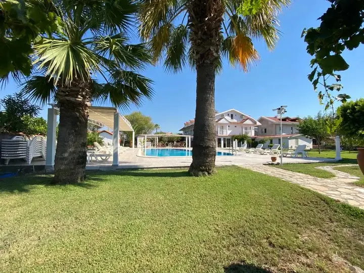 Дальян: Yavuz Hotel