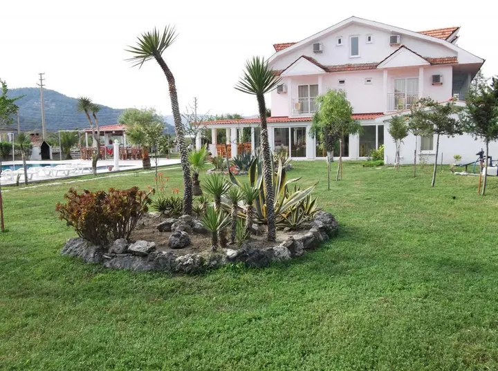 Дальян: Yavuz Hotel