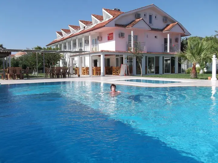 Дальян: Yavuz Hotel