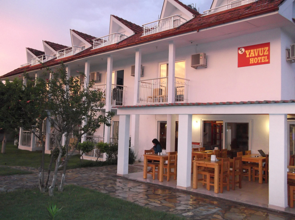 Дальян: Yavuz Hotel