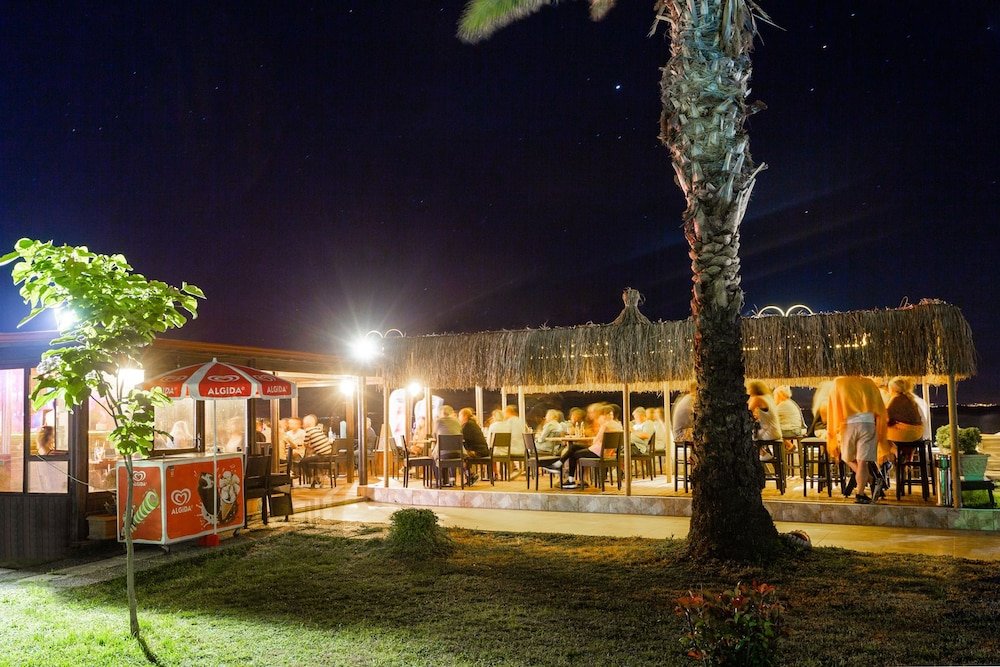 Кучуккую: Anex Palm Beach Otel Kucukkuyu