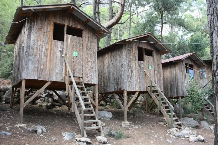 Кумлуджа: Saban Tree Houses