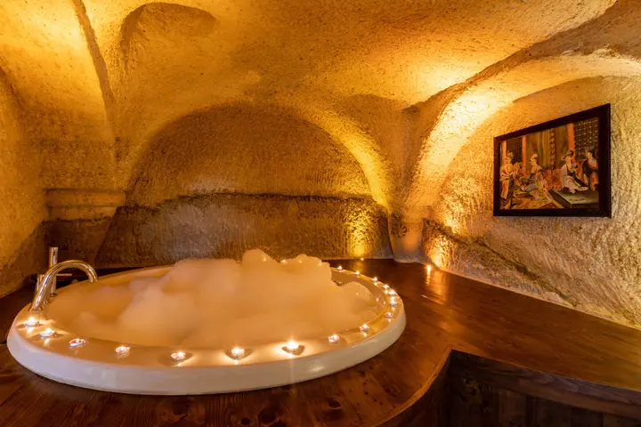 Ургуп: Utopia Cave Cappadocia