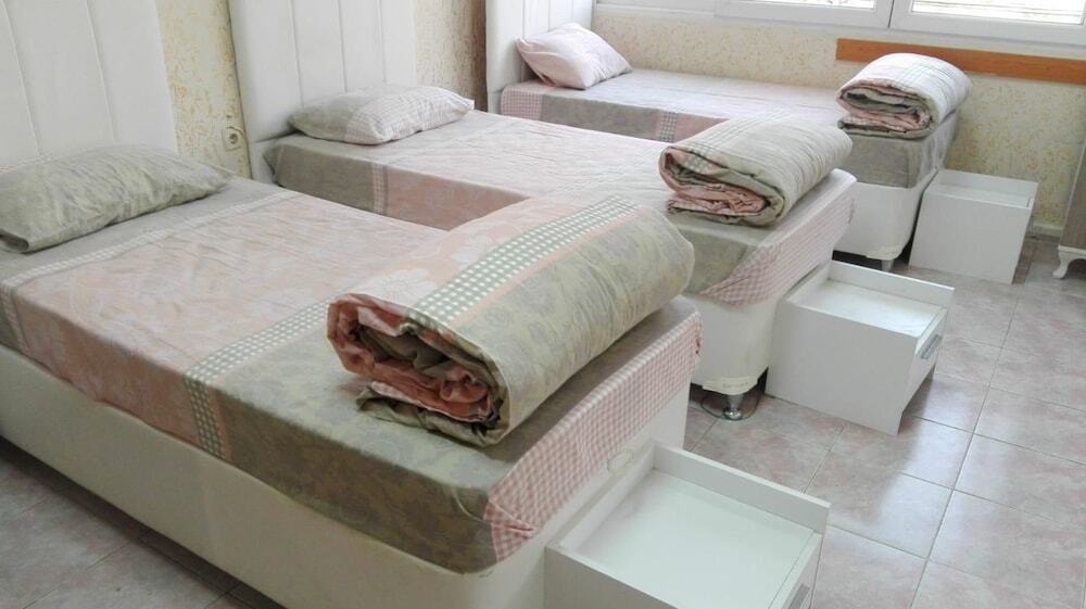 Helvaci: Agaoglu Pansiyon - Hostel