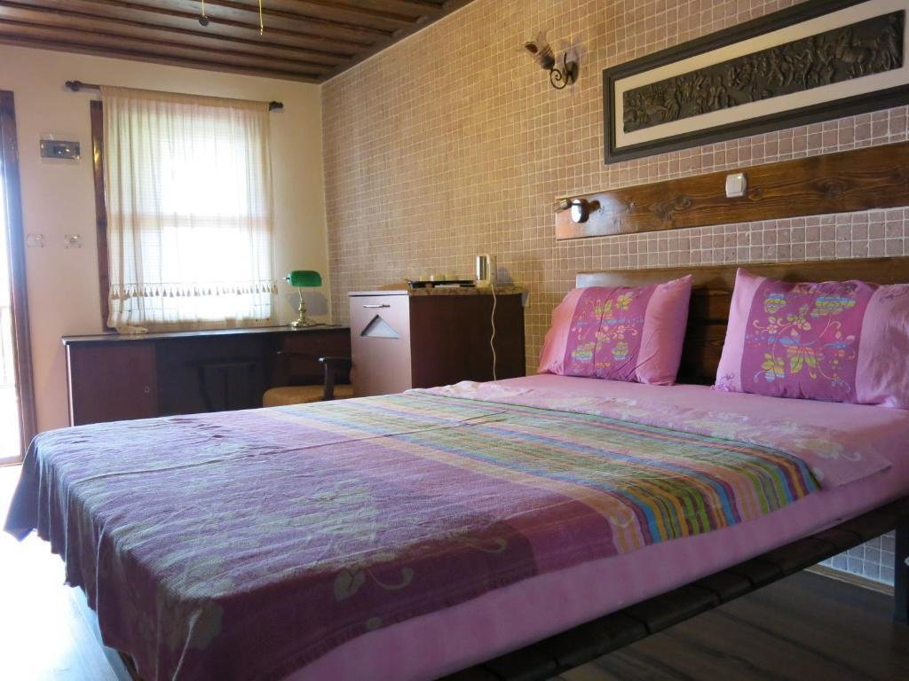 Akropolis Hotel — фото 1