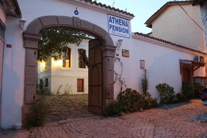 Дикили: Athena Pension