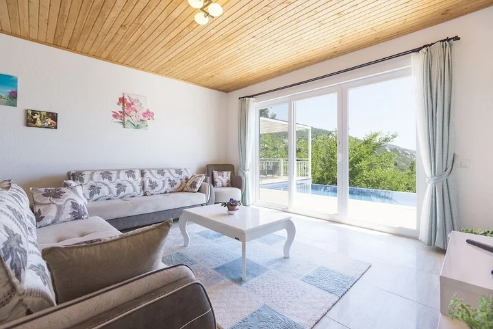 Исламлар: Villa Pinar