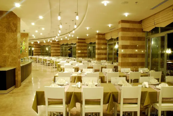 Кушадасы: Charisma De Luxe Hotel