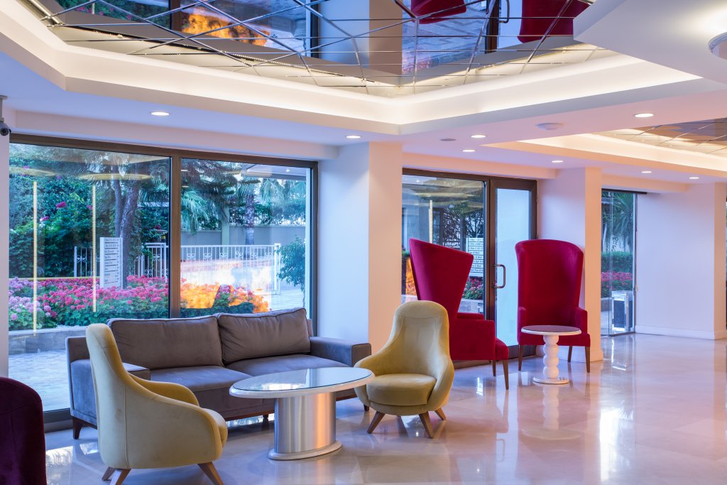 Анталья: Falcon Hotel