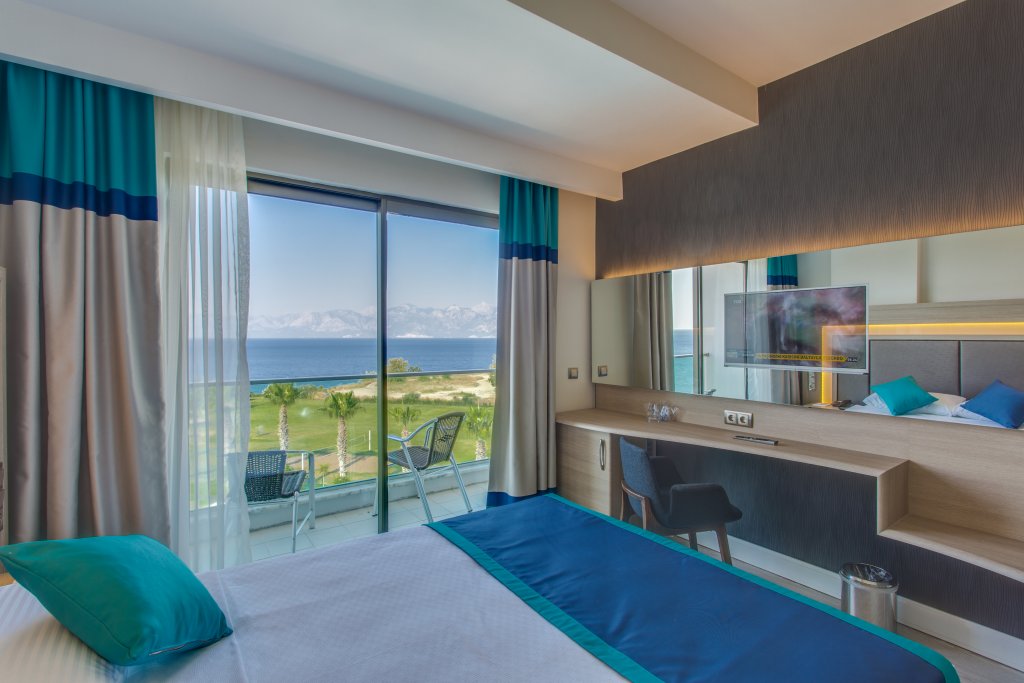 Анталья: Falcon Hotel