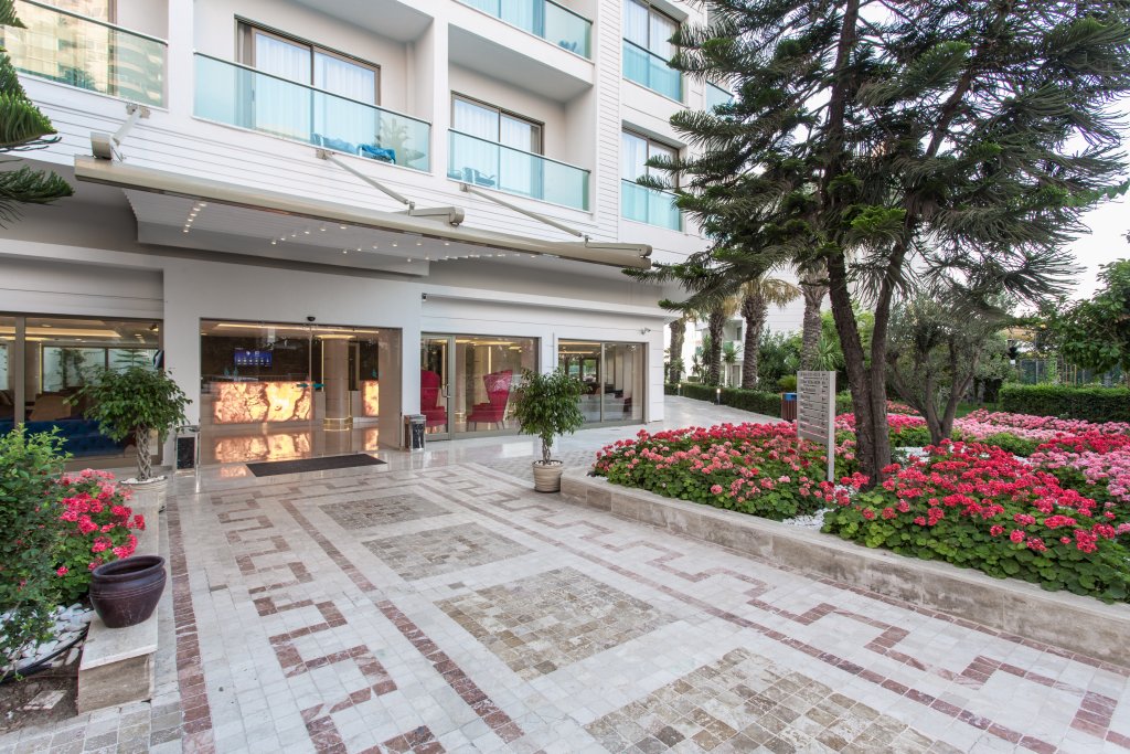 Анталья: Falcon Hotel