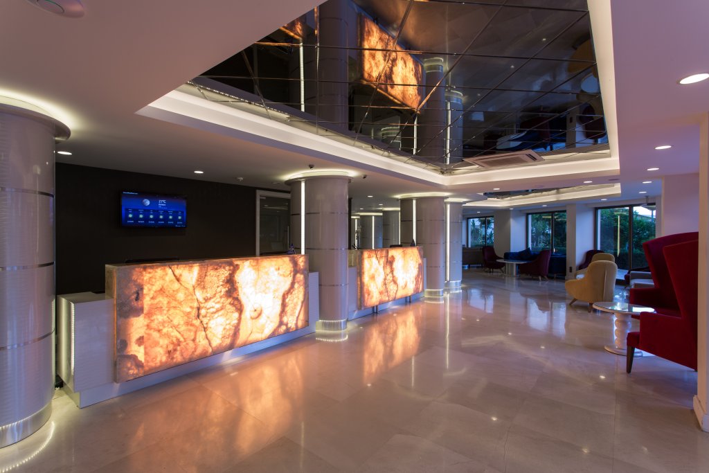 Анталья: Falcon Hotel