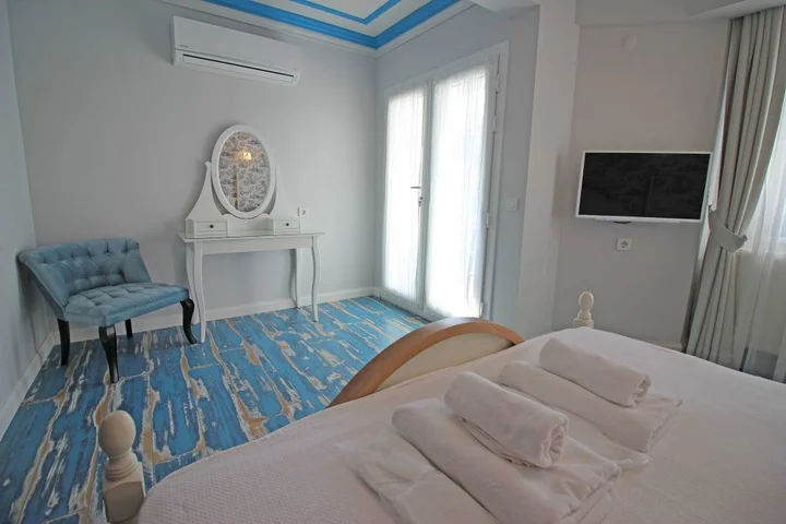 Бозджаада: Sardunya Otel