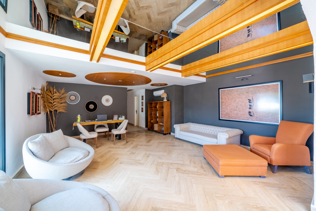 Торба: Moyo Beach Hotel