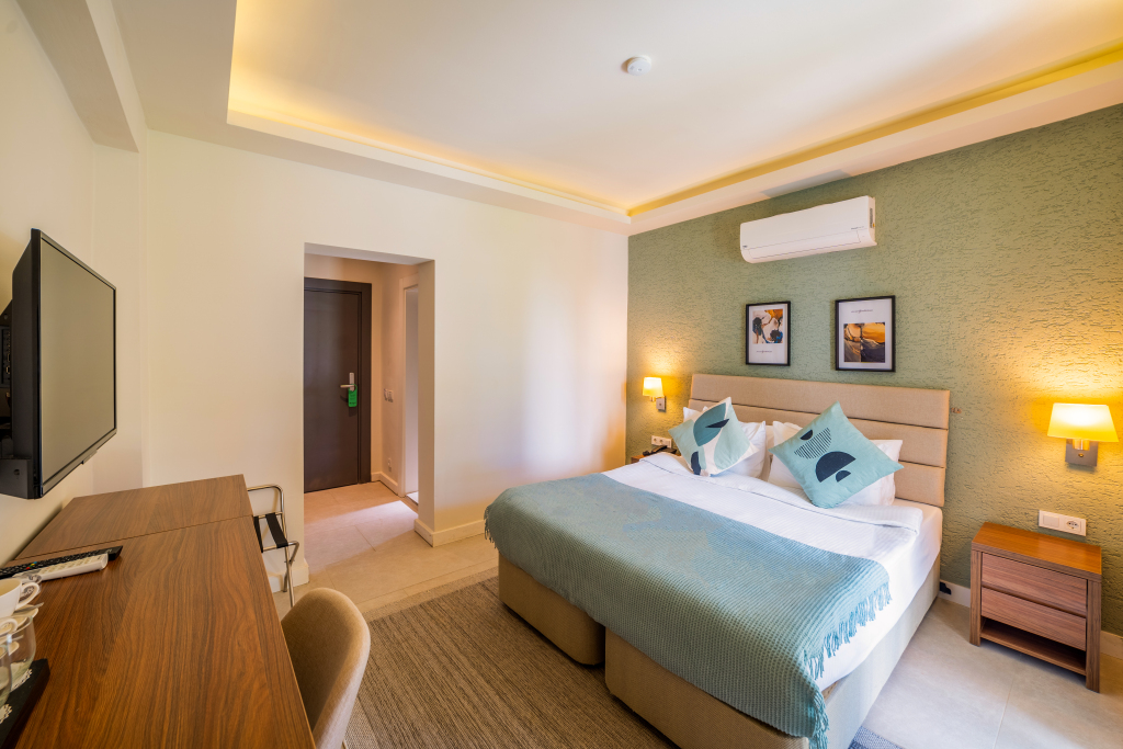 Торба: Moyo Beach Hotel