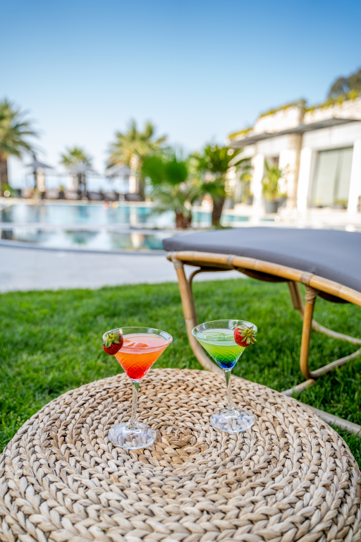 Торба: Moyo Beach Hotel