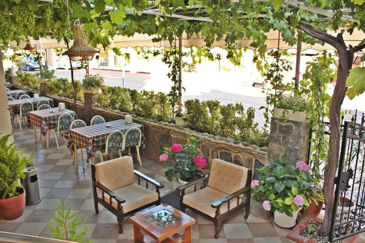 Мармарис: Otel Dost