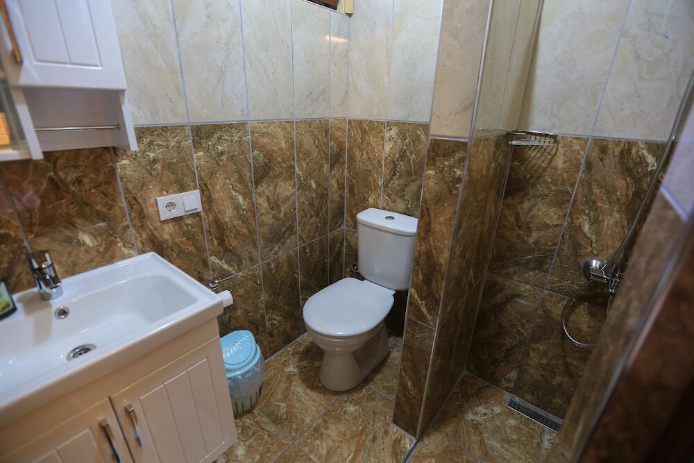 Чиралы: Gunes Pansiyon