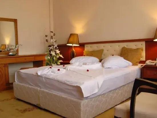 Мидьят: Grand Estel Hotel