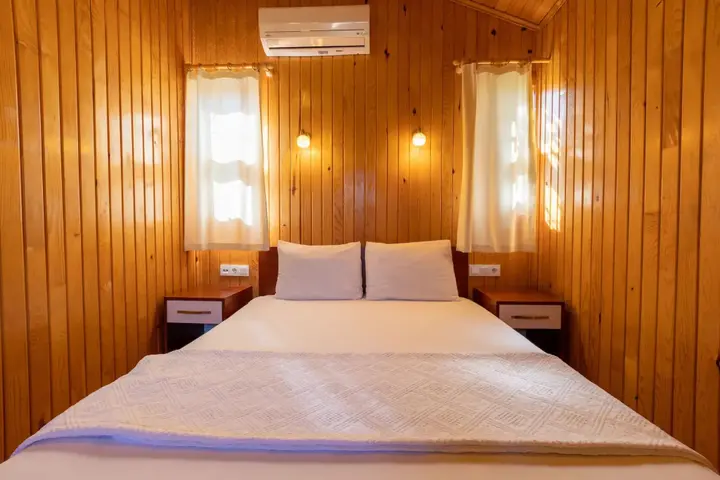 Чиралы: Caretta Caretta Pension
