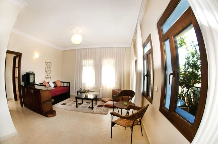 Каш: Kale Hotel