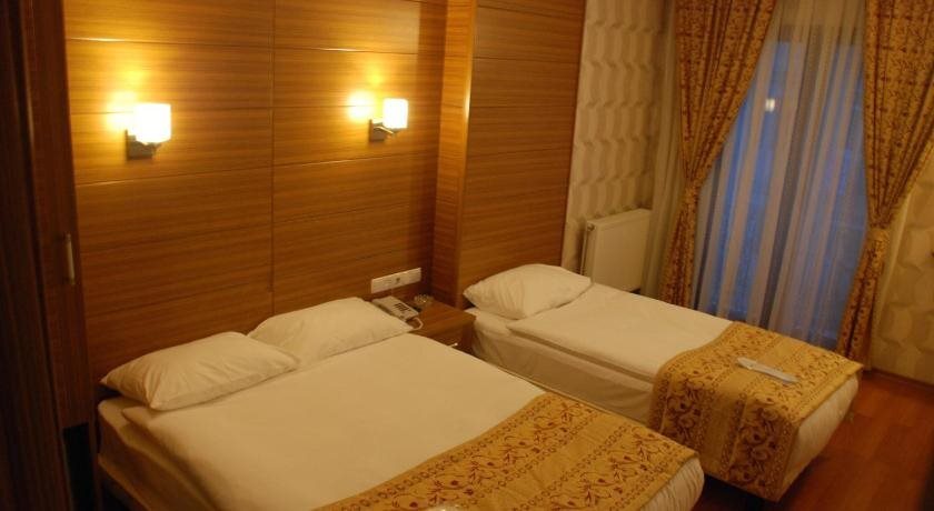 Стамбул: The Port Hotel
