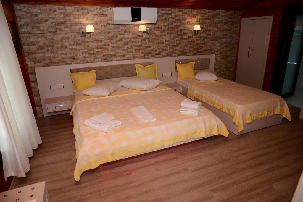 Каш: Nuri's Beach Bungalow