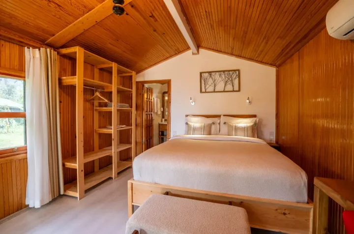 Чиралы: Бунгало Etenna Beach Bungalows