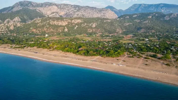 Чиралы: Бунгало Etenna Beach Bungalows
