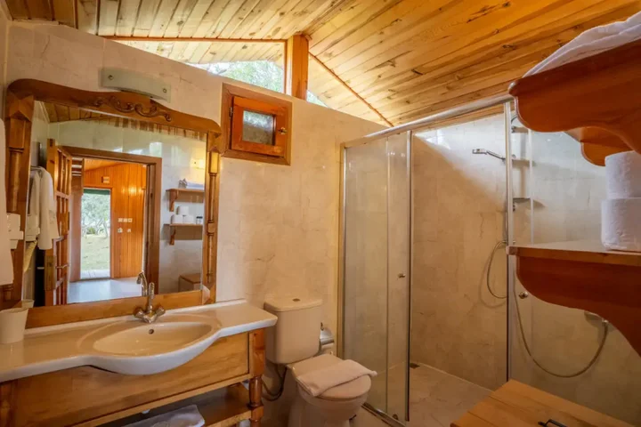 Чиралы: Бунгало Etenna Beach Bungalows