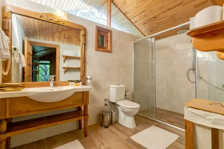 Чиралы: Бунгало Etenna Beach Bungalows