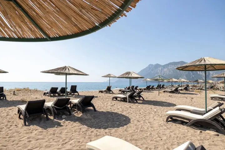 Чиралы: Бунгало Etenna Beach Bungalows