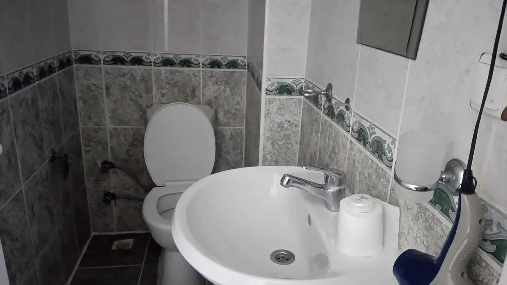 Эдремит: Gure Paris Hotel