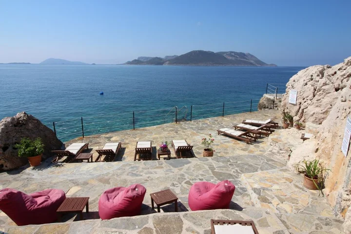 Каш: Hadrian Hotel