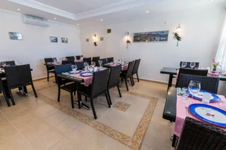 Каш: Hadrian Hotel