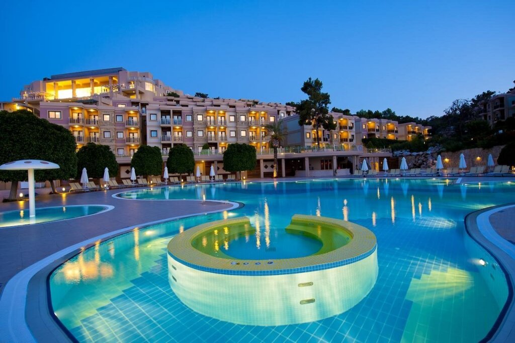 Бодрум: Hilton Bodrum Turkbuku Resort & Spa