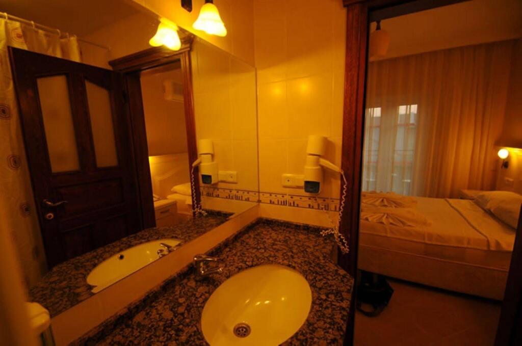 Фетхие: The Grand Üçel Hotel
