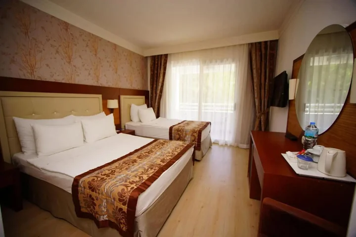 Турунч: Turunc Resort