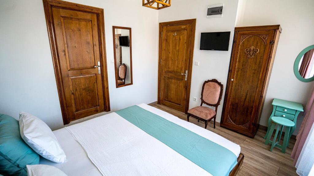 Айвалык: Ayisigi Otel
