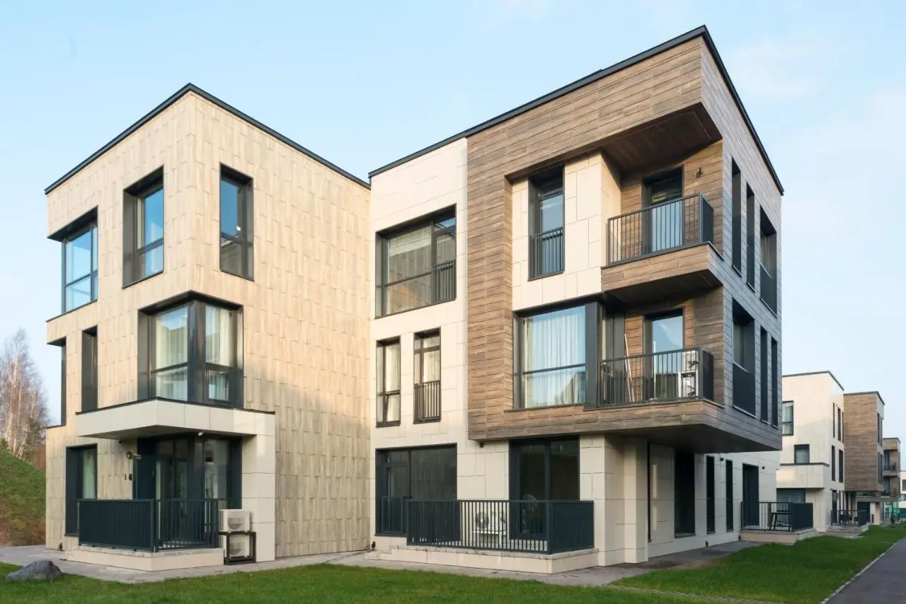 Сярьги: Уютные апартаменты FILIN HAUSE в Охта Парке