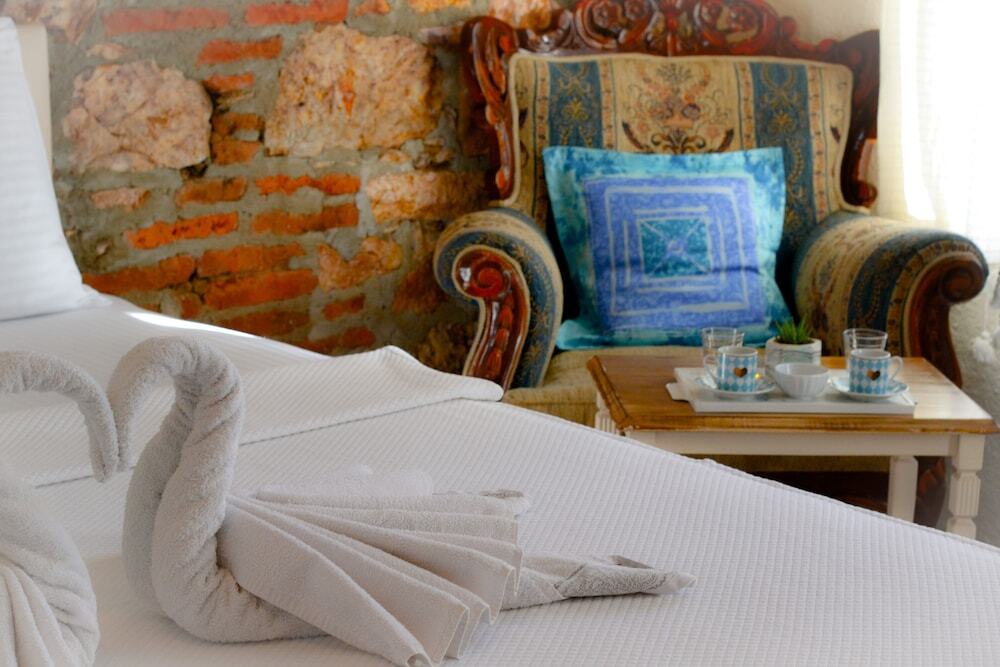 Айвалык: Ayvalik Moda Pansiyon