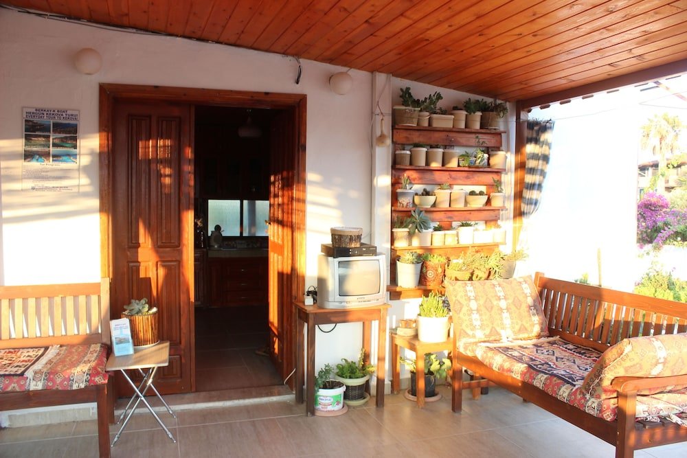 Патара: Zeybek 2 Pension & Apart