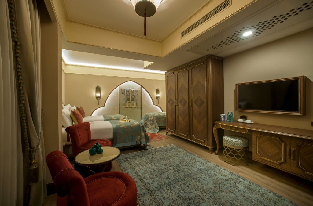Стамбул: Отель Romance Istanbul