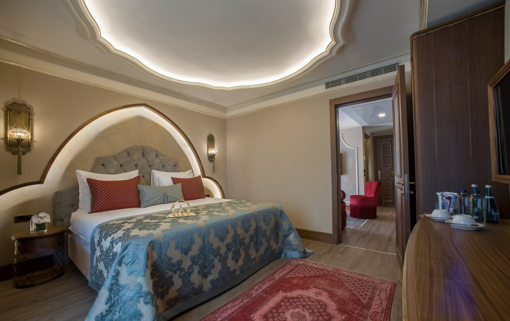 Стамбул: Отель Romance Istanbul
