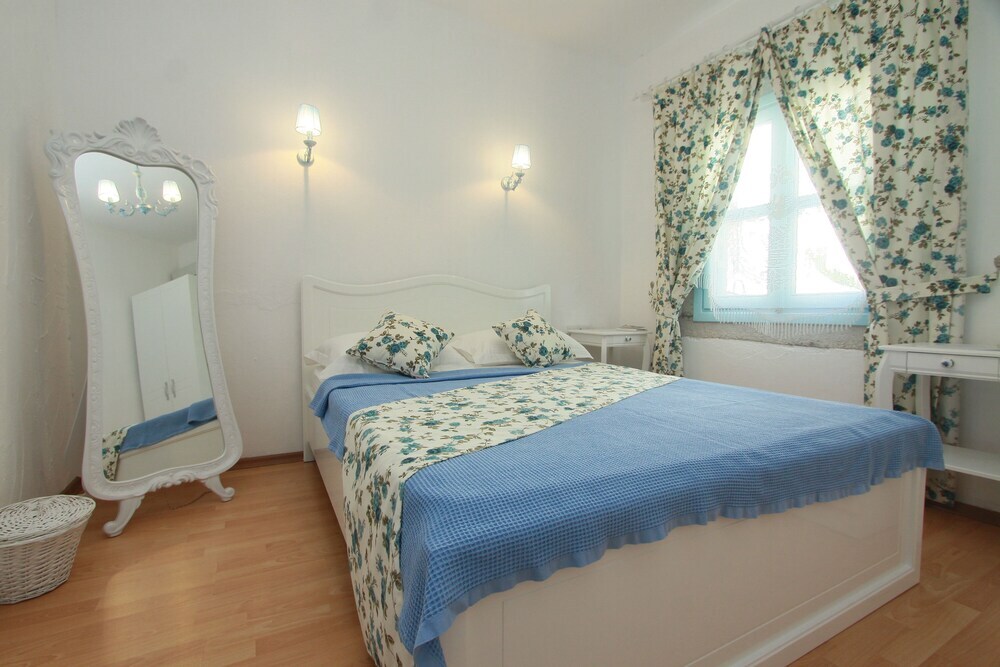 Чешме: Cakirbey Otel