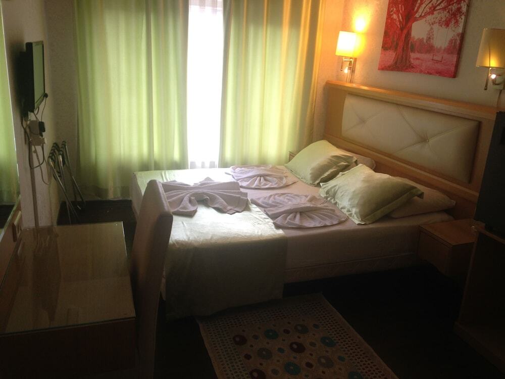 Анталья: Yalcin Hotel