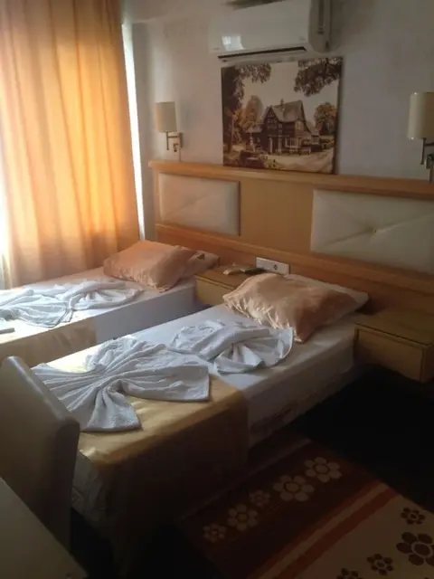 Анталья: Yalcin Hotel