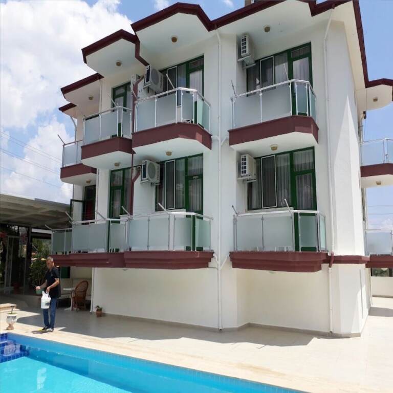 Саригерме: Otel Bella