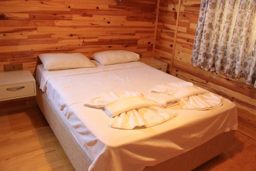 Чиралы: Cirali Zambak Villa