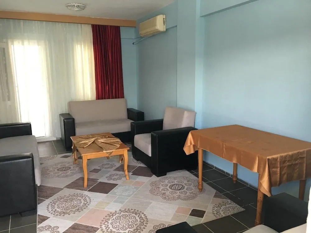 Кушадасы: The Palm Club Apart Otel